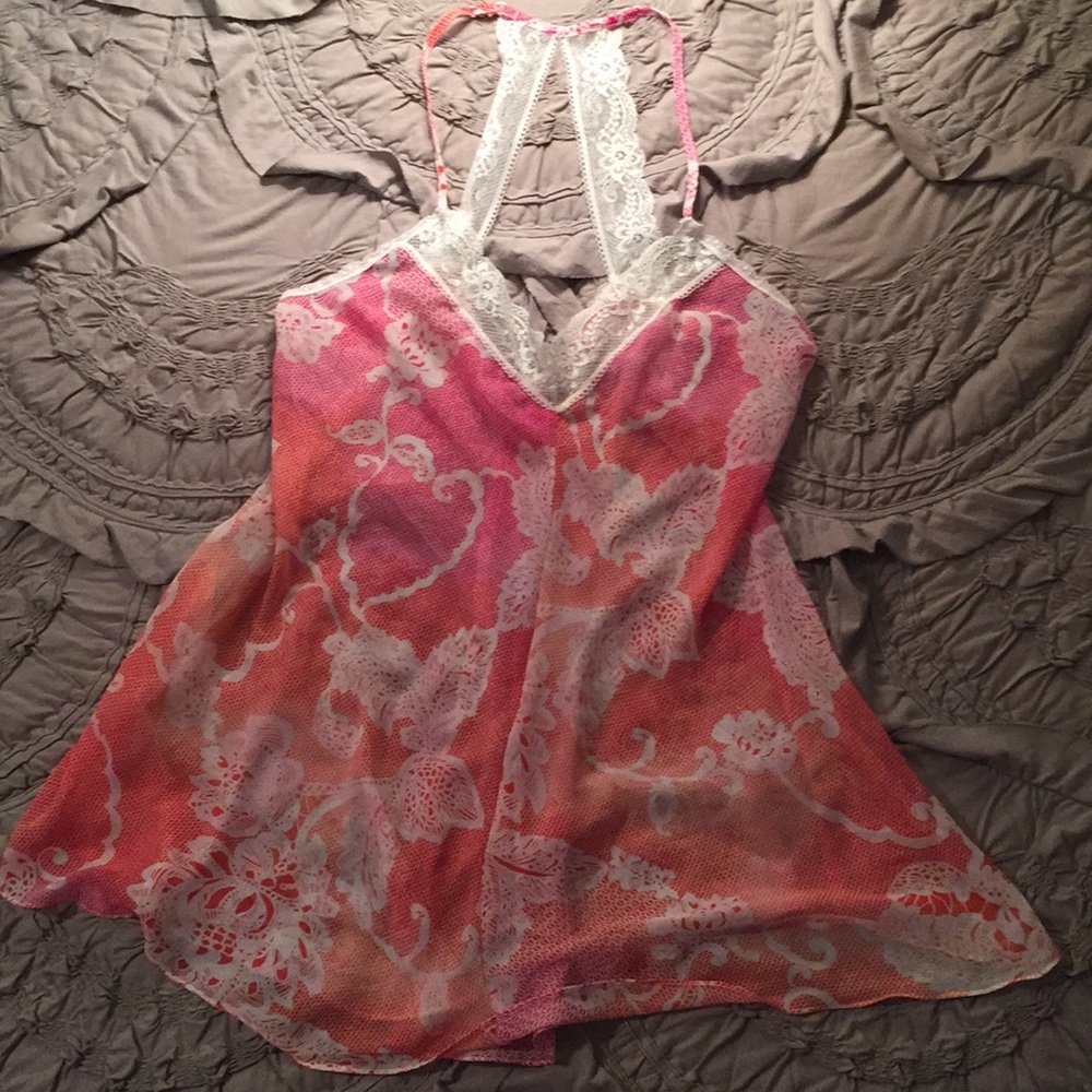 Lacy nighty